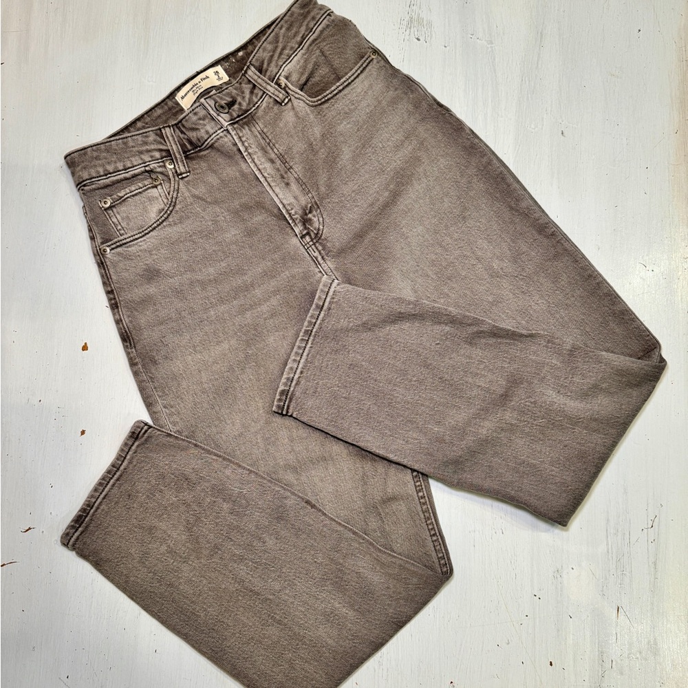 Abercrombie & Fitch High Rise Jeans - Gray